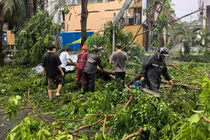 Bão Kajiki đổ bộ Hải Nam (Trung Quốc), hơn 100.000 người bị ảnh hưởng