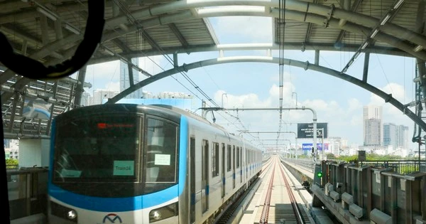 Bên trong 'trái tim' tuyến metro số 1 trước giờ vận hành thương mại