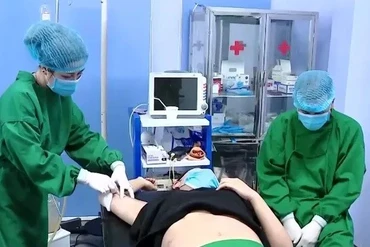 Phát hiện cơ sở thẩm mỹ trái phép hút mỡ cho hàng trăm người