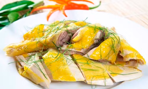 Sai lầm nguy hiểm khi ăn thịt gà nhiều người mắc phải