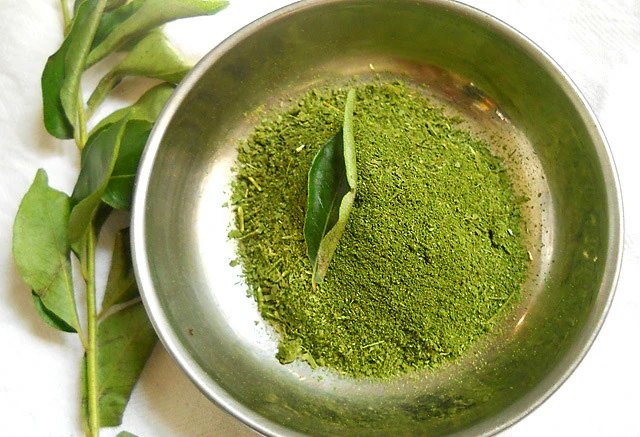 Hết ngay tiêu chảy, buồn nôn với bài thuốc từ cây cà ri