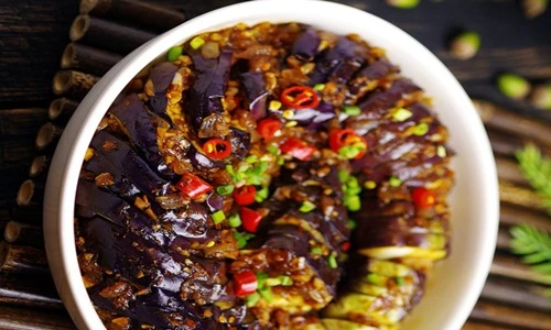 Cà tím sốt dầu hào: 10 phút chế biến đơn giản mà vạn người mê 