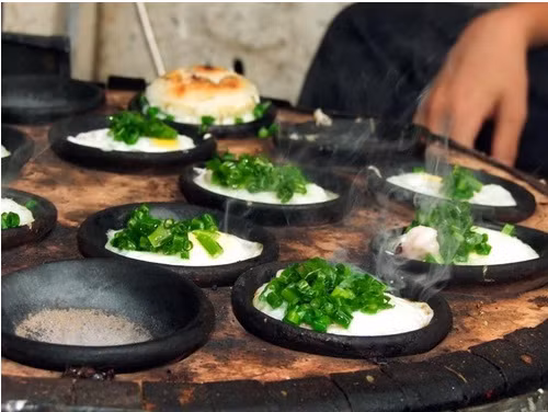 Độc đáo món bánh căn Nha Trang