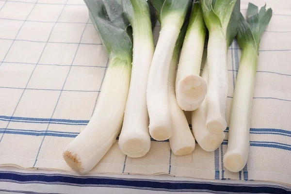 Giật mình khi biết nơi nhiều chất độc nhất trong rau củ