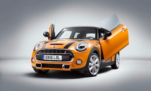 “Cá tháng tư” và những chiêu độc từ các hãng xe hơi