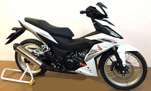 Honda Winner 150 “lên đời” bánh căm đầu tiên tại VN
