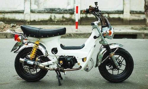 Honda Chaly “cúc cu” độ xe chơi cực chất tại Hà Nội