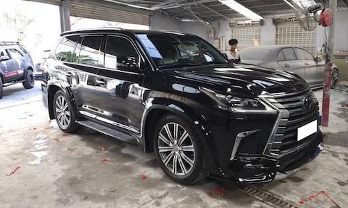 Thợ Việt độ SUV Lexus LX570 với bodykit thửa