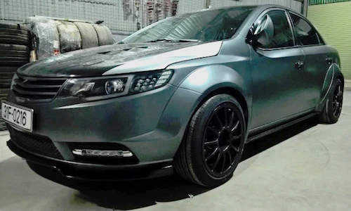Kia Forte độ widebody "cực ngầu” của dân chơi Hà Nội