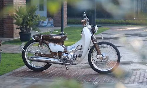 "Thuốc độc" Honda Super Cub độ siêu chất ở Indonesia