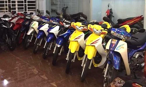 Dàn “xế nổ” 2 kỳ tiền tỷ siêu độc, siêu hiếm tại VN