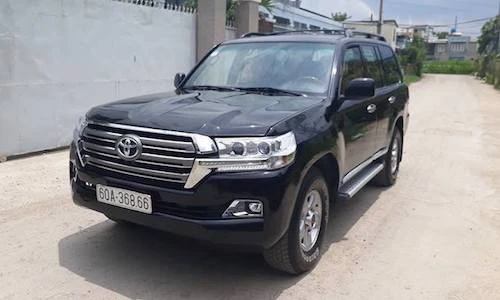 Toyota Land Cruiser 2017 “tự chế” giá chỉ 500 triệu tại VN