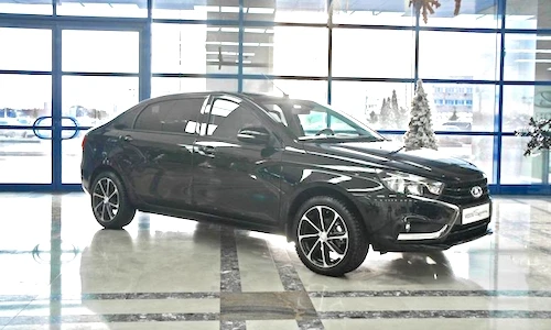 Hãng xe Nga “nhá hàng” limo hạng sang giá rẻ Lada Vesta