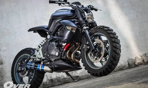 "Soi" môtô Kawasaki ER-6N độ phong cách Mad Max
