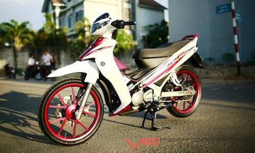 “Huyền thoại” 2 kỳ Yamaha 125ZR siêu chất tại Sài Gòn