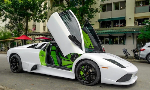 "Siêu bò" Murcielago xanh cốm độc nhất Việt Nam đổi màu