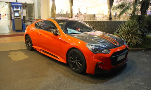 Hyundai Genesis Coupe độ body “độc” tại Sài thành