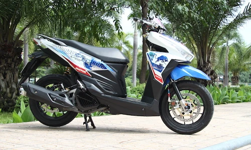 Honda Click 125i độ “đồ chơi khủng” tại Sài Gòn