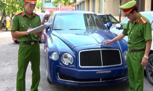 Bentley Mulsanne giá 1,6 tỷ tại Quảng Bình là hàng “nhái“?