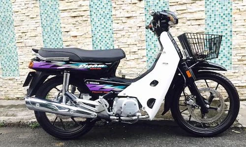 Huyền thoại Honda Dream "lùn" độ mới cứng tại Sài Gòn