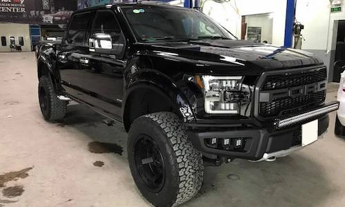 Ford F150 Platinum tiền tỷ độ “khủng” của dân chơi Việt