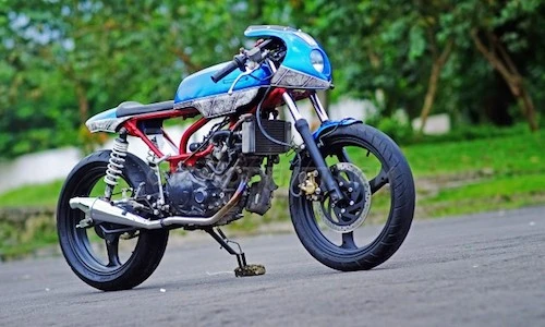 Xế nổ “hàng thửa” khung Honda Win, động cơ Exciter