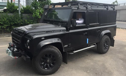 Land Rover Defender “hàng thửa” dành riêng cho dân chơi Việt 