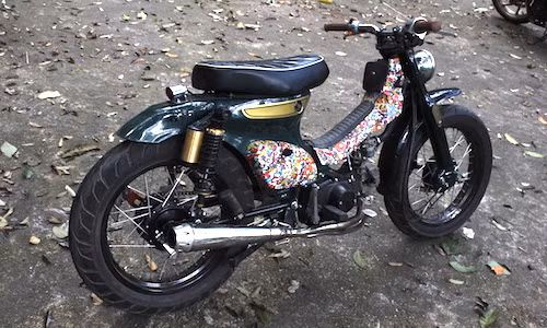 "Huyền thoại" Honda Super Cub cực độc nhờ 9x Hà thành