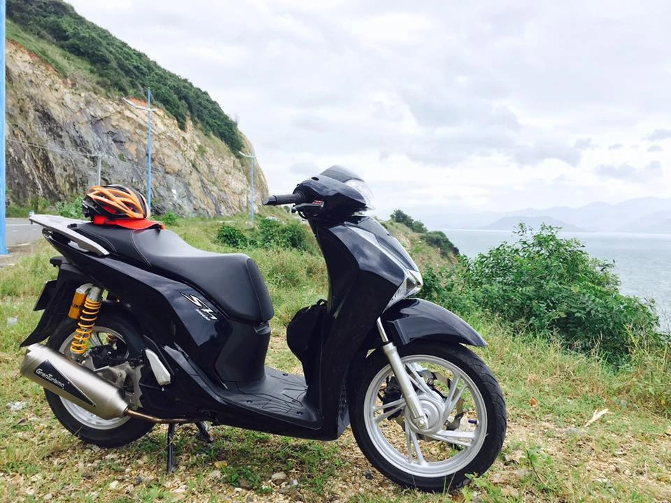 Dân chơi Nha Trang độ Honda SH 2017 đón Tết Đinh Dậu 