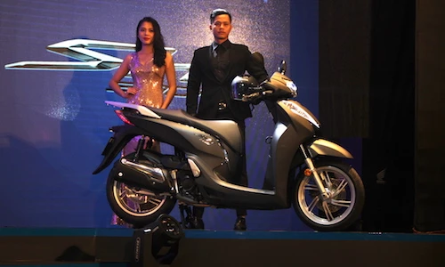 Honda SH300i chốt giá 248 triệu đồng tại Việt Nam