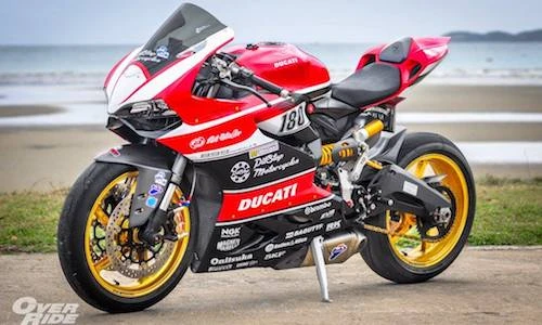 Ducati 899 Panigale đậm chất siêu môtô nhờ đồ chơi hiệu