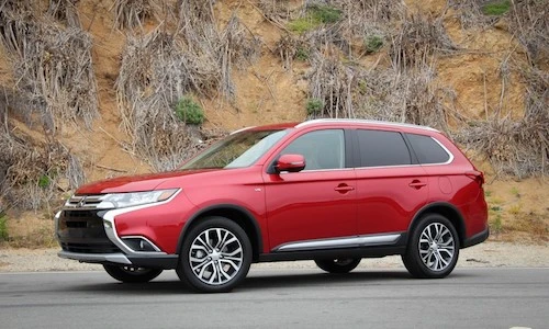 SUV Mitsubishi Outlander 2016 sắp về Việt Nam có gì?