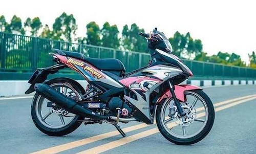 Yamaha Exciter 150 độ kiểng đậm chất chơi ở Sài Gòn