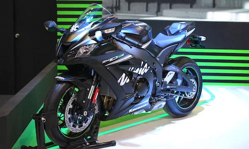 Siêu môtô Kawasaki Ninja ZX-10RR “độc nhất” Việt Nam