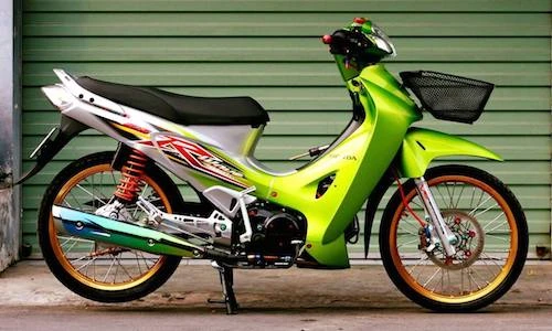 Honda Wave 125 Thái Lan độ cực chất tại Sài Gòn