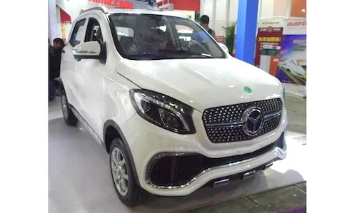 Phát sốt với xe ôtô “Tàu nhái” Mercedes giá 72 triệu