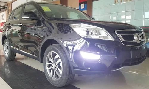 Thét giá 618 triệu - xế "Tàu" BAIC XG5 có cửa tại VN?