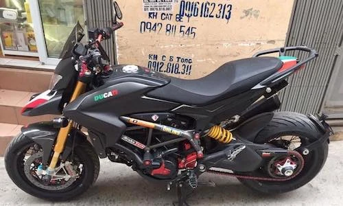 "Soi" Ducati Hyperstrada độ hơn 340 triệu đồng tại Hà Nội