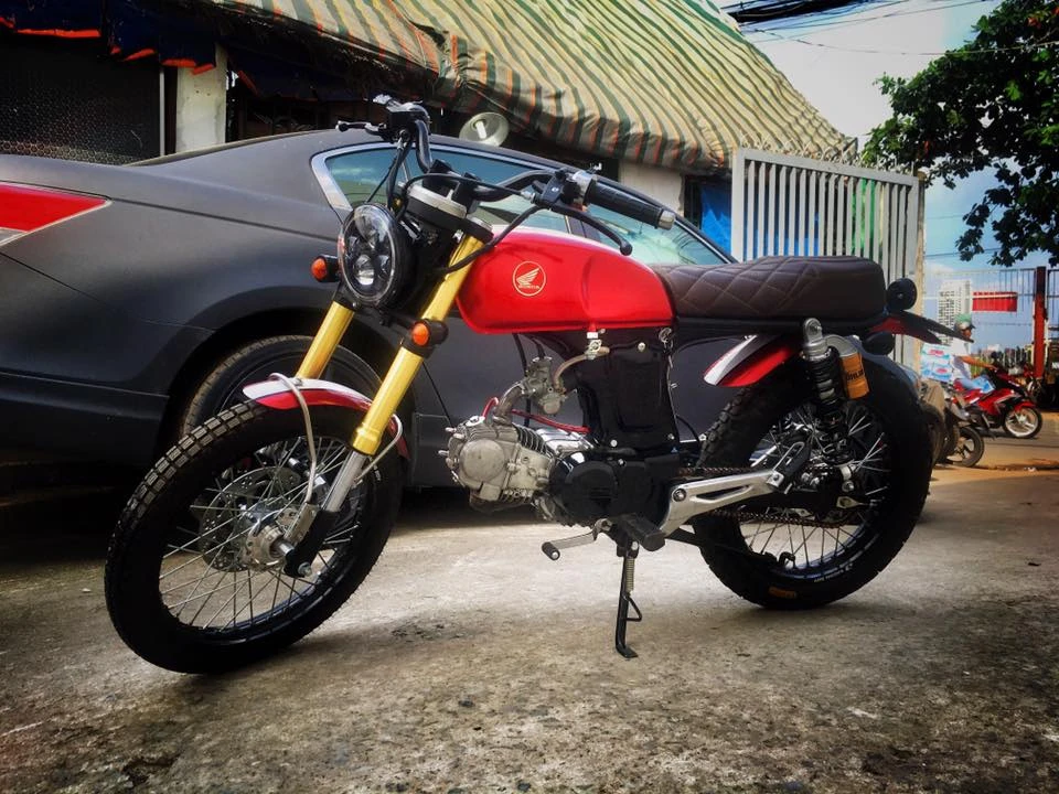 "Xế nổ" Honda 67 độ Scrambler cá tính tại Sài Gòn