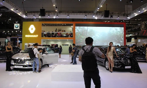 Renault - mang chất lịch lãm Pháp đến VIMS 2016