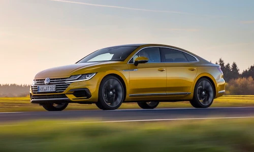 Coupe hạng sang Volkswagen Arteon "chốt giá" 1,2 tỷ 