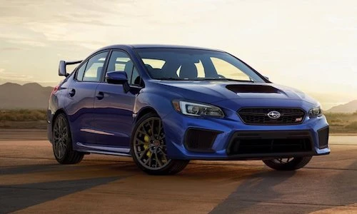 Soi sedan thể thao Subaru WRX STI 2018 giá 820 triệu