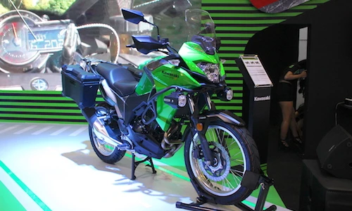 Kawasaki Versys-X 300 "đội giá" 169 triệu tại Việt Nam có gì?