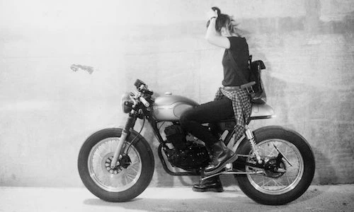 Suzuki GN125 cafe racer dành riêng cho nữ biker Việt