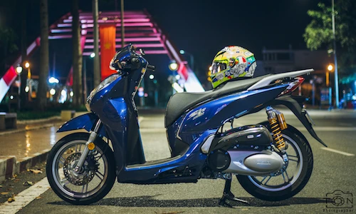 Xe ga Honda SH300i giá 248 triệu độ khủng tại Sài Gòn