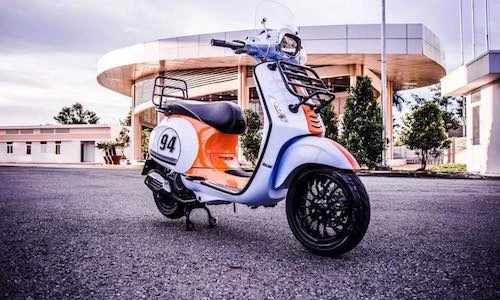 Piaggio Vespa Sprint độ Adventure "siêu chất" của dân chơi Việt