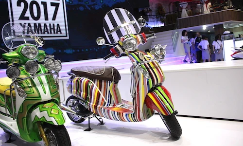Cận cảnh Yamaha Grande “màu mè” nhất Việt Nam