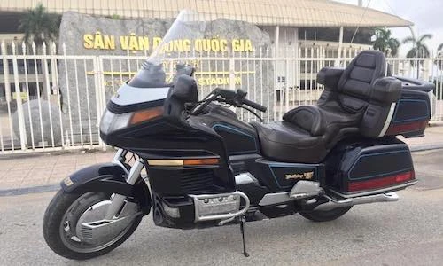 Hàng hiếm Honda Goldwing GL1500 tại Việt Nam
