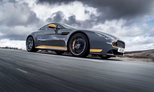 Aston Martin V12 Vantage S - siêu xe số sàn cực đỉnh