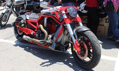 Harley-Davidson V-Rod Muscle “bánh béo” cực chất tại VN